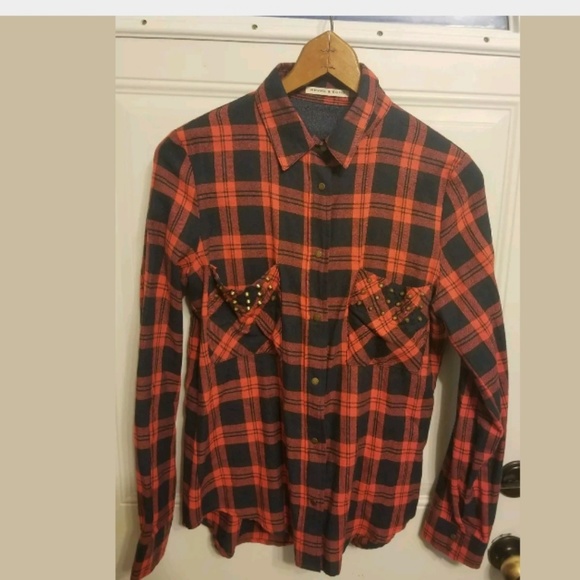 rhyme and echo Tops - Womens top size medium
